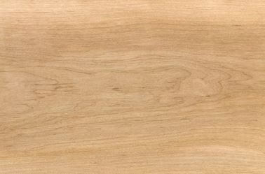Möbel aus Massivholz kaufen – Die besten Holzarten für Möbel erkennen